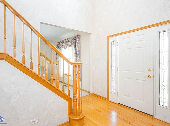4th image of 25552 W Blue Bell Ct