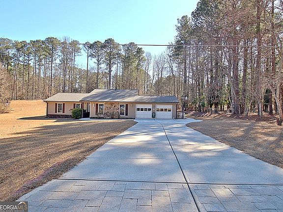 2nd image of 165 Pine Trail Rd