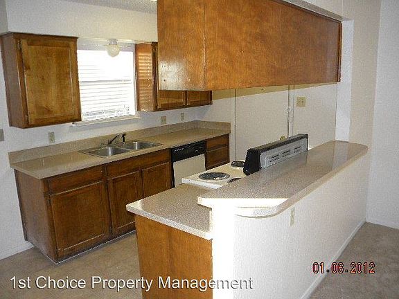 4th image of 3305 Aurora St