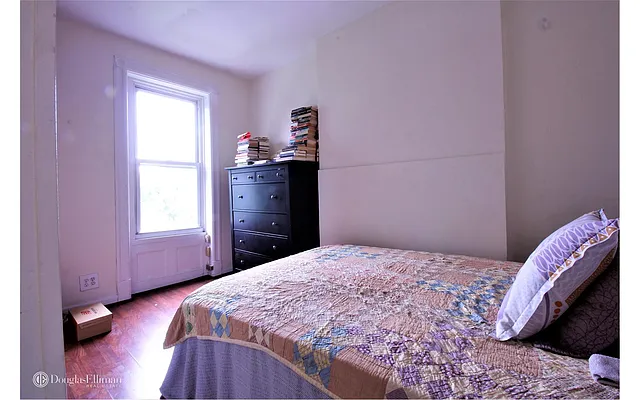 Rented by Douglas Elliman | media 16