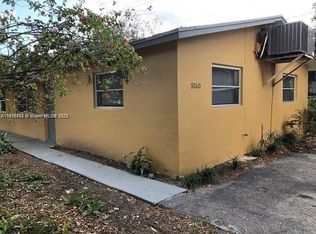 5240 Sw 40th Ter #1-2, DANIA BEACH, FL 33314