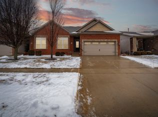 10 Yukon Cir, Bloomington, IL 61705