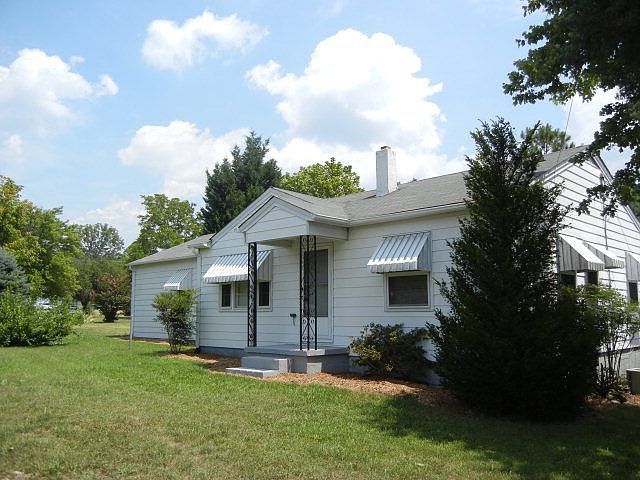 1st image of 1003 Belt Blvd