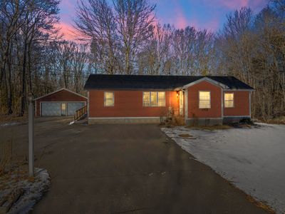 974 New County Road, Dayton, ME, 04005
