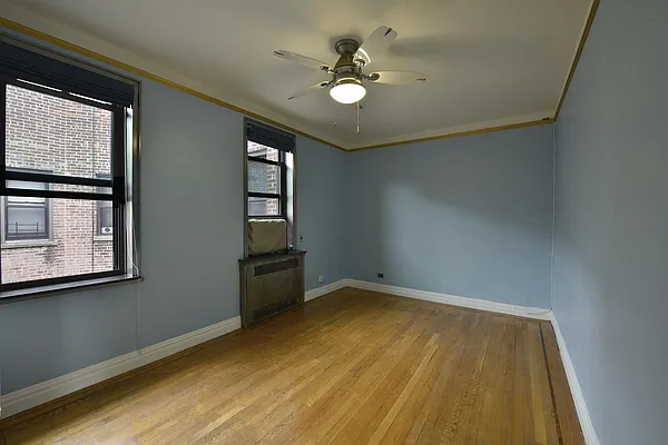 Sold by Bank Neary | media 13