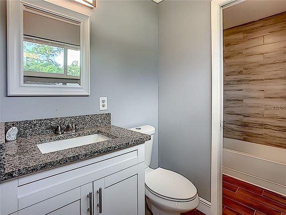 2nd image of 2309 Crowe St