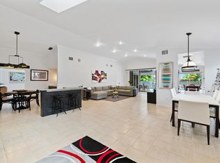 10344 Sunset Bend Dr, Boca Raton, FL 33428