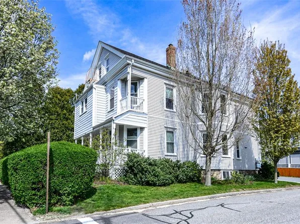 401 Broadway, Newport, RI 02840