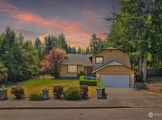23325 SE 264th St, Maple Valley, WA 98038
