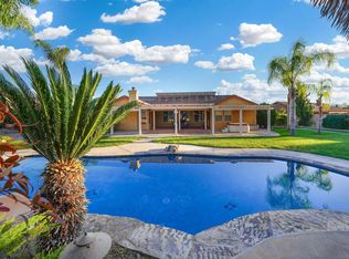 23523 Forest Hill Dr, Ramona, CA 92065