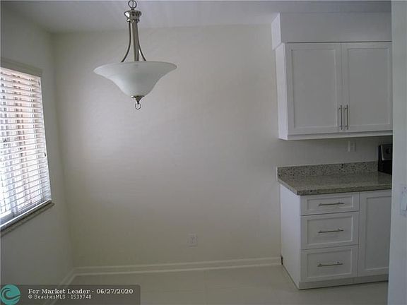 4th image of 7274 NW Devon Dr