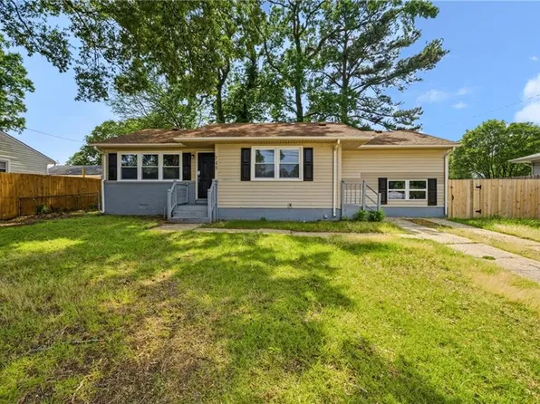 749 Holladay Ln, Virginia Beach, VA 23455