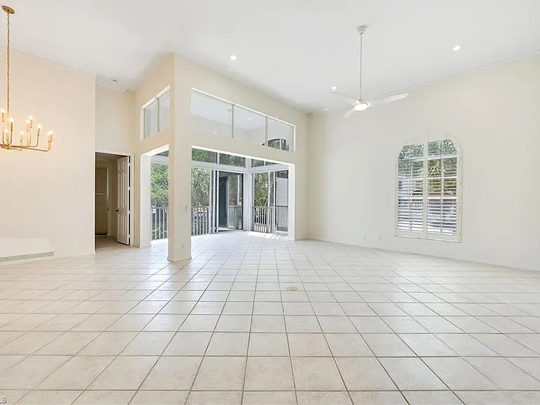 1580 Clermont Dr #L-202 — Photo 4