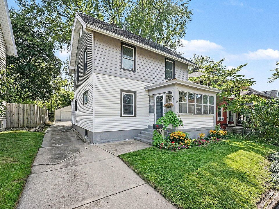 1st image of 16 Dean St NE