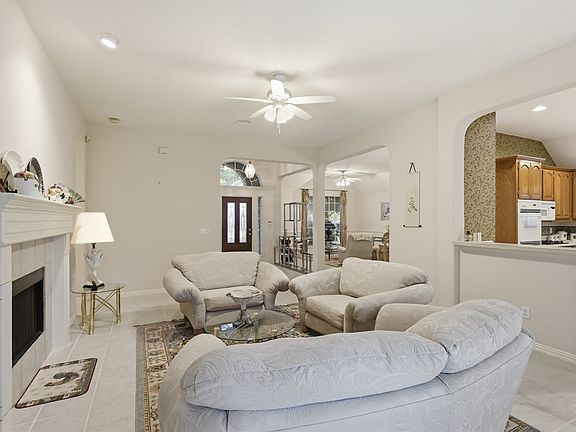 2nd image of 3405 Westshore Dr