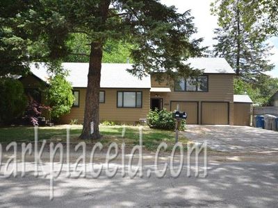 3206 N Sycamore Dr, Boise, ID, 83703