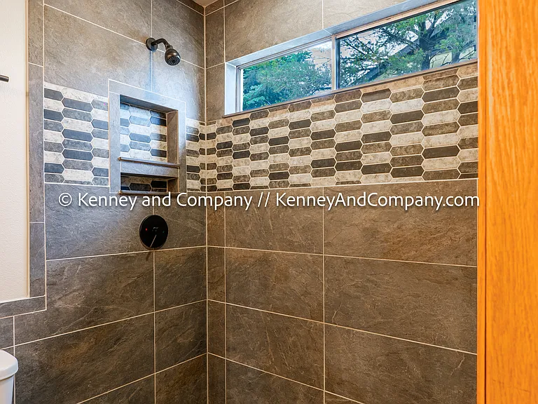2902 Airport Rd #204 — Photo 16