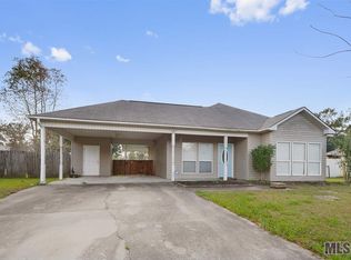 39013 Prairie South Dr, Gonzales, LA 70737