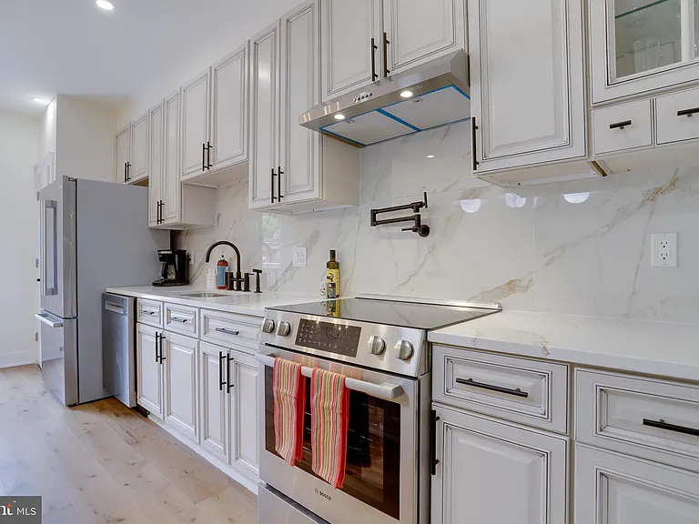 1404 Massachusetts Ave SE — Photo 11