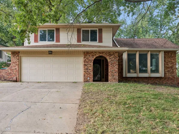 14728 Drexel St, Omaha, NE 68137