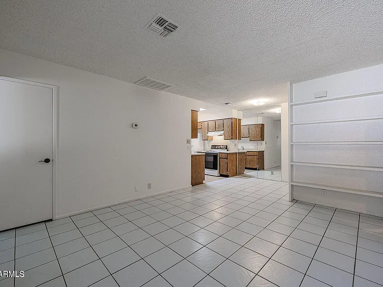 9001 W Elm St #7 — Photo 18