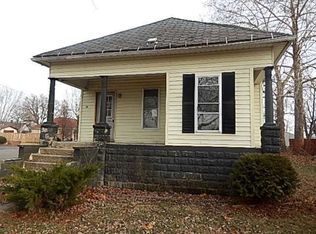 217 N Walnut St, Monon, IN 47959