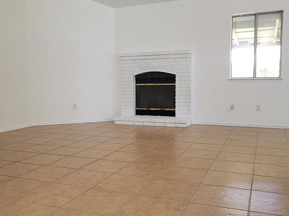 3rd image of 309 Kirbys Mill Dr