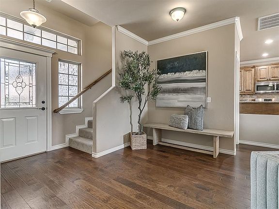 5th image of 15904 Evan Ct