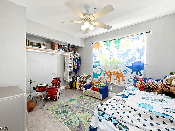 4th image of 6213 Anaconda St