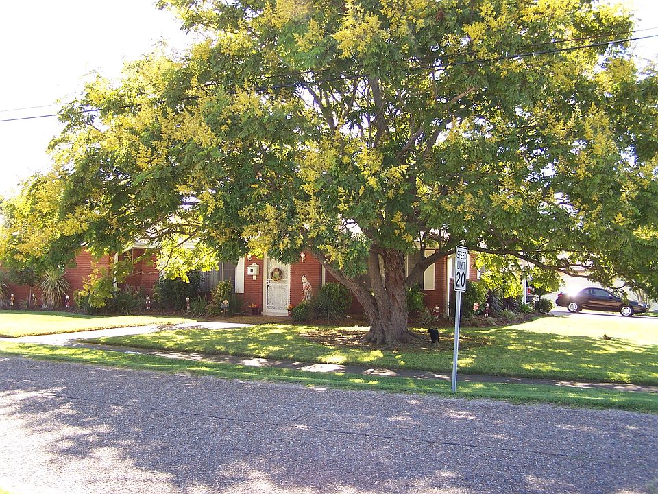 1st image of 1000 Gaudet Dr