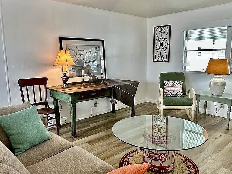 195 Spanish Lakes Dr — Photo 12