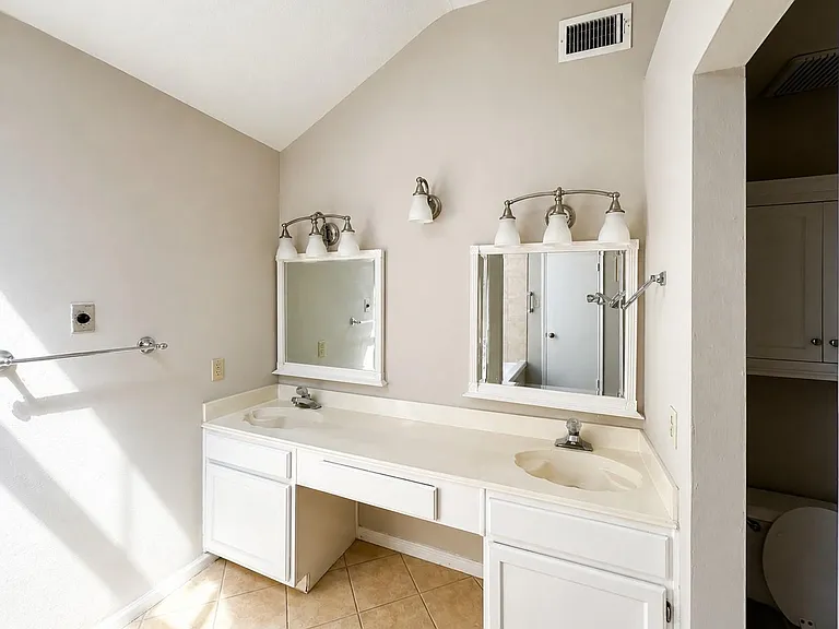 7142 River Garden Dr — Photo 26