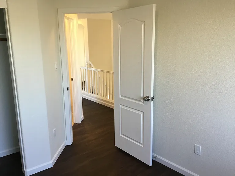 1391 Peppoli Loop SE — Photo 12