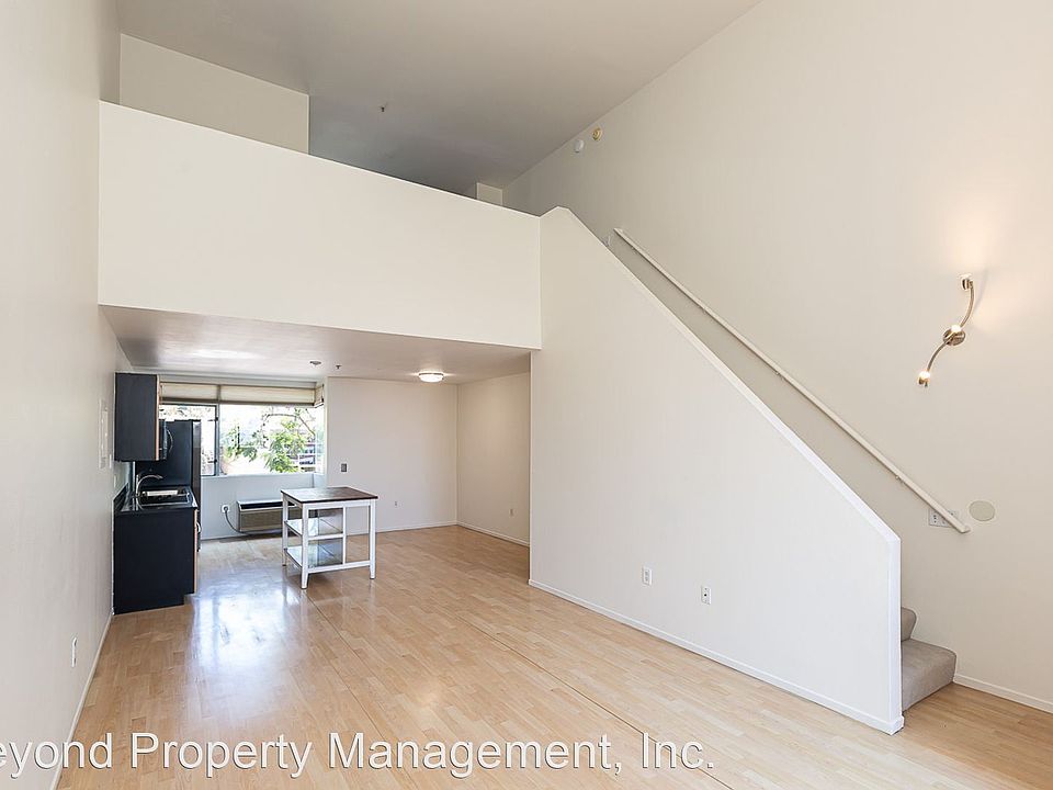 1st image of 2064 Kettner Blvd APT 26