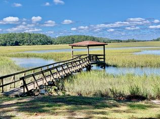 59 Cusabo Rd, Saint Helena Island, SC 29920