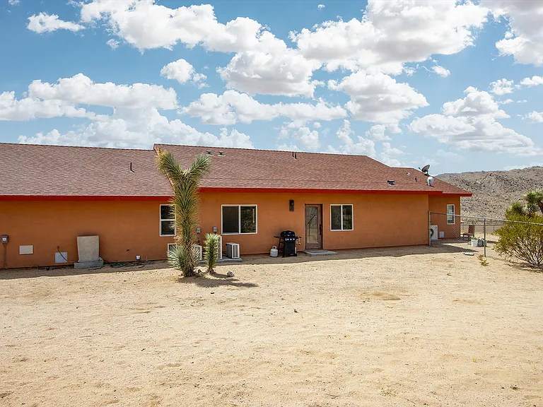 63664 Quail Springs Rd — Photo 28