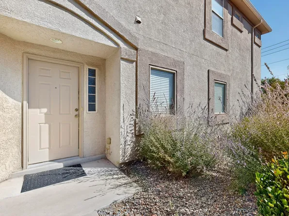 5515 Valle Alegre Rd NW, Albuquerque, NM 87120