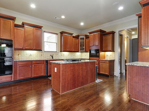 4th image of 4553 Deer Creek Ct