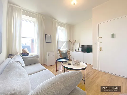 Rented by ZealEstate Group Inc | media 25