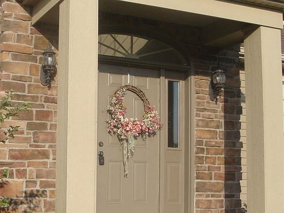 3rd image of 2351 Taylor Ct