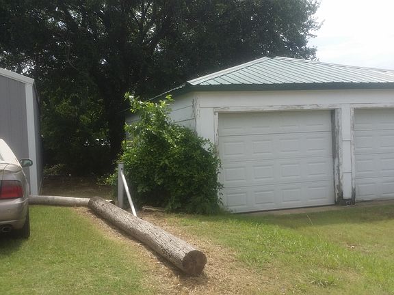 4th image of 1112 Ayers Street