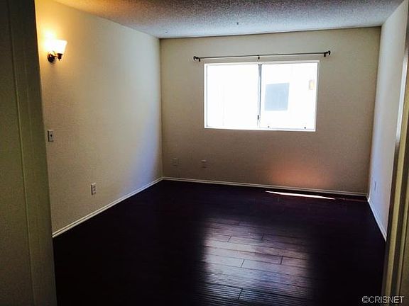 5th image of 8800 Burnet Ave Unit 6