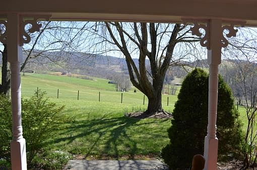 4th image of 45 Laurel Ln