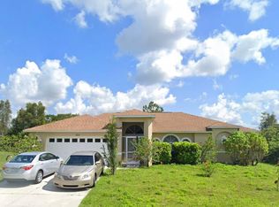 854 Sea Urchin Cir, Fort Myers, FL 33913