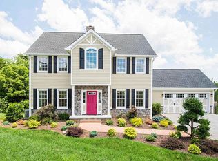219 Amohi Way, Loudon, TN 37774