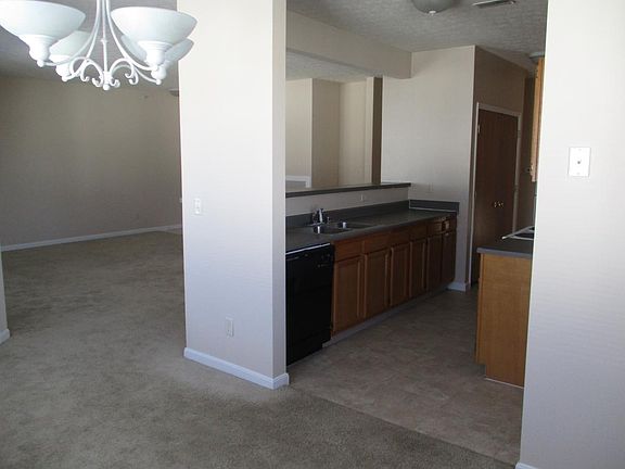 2nd image of 2100 Downy Dr APT 108