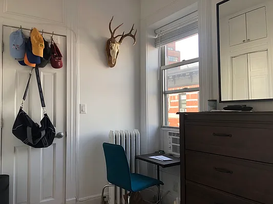 Rented by LJ Sloane Management | media 46