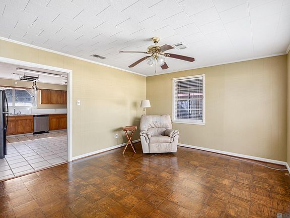 5th image of 58945 Postell Ave