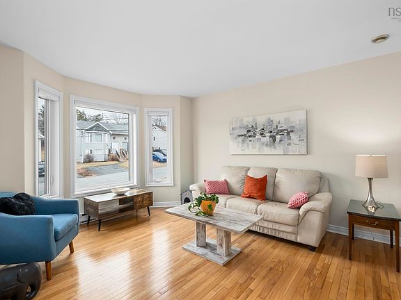 3rd image of 228 Charles Rd
