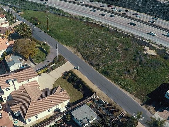 2nd image of 804 Ida Ave #8
